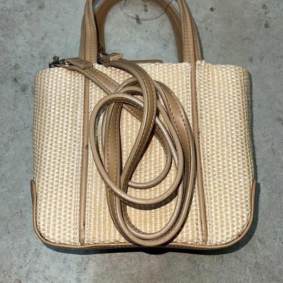 Handbag - Picture 5 of 7